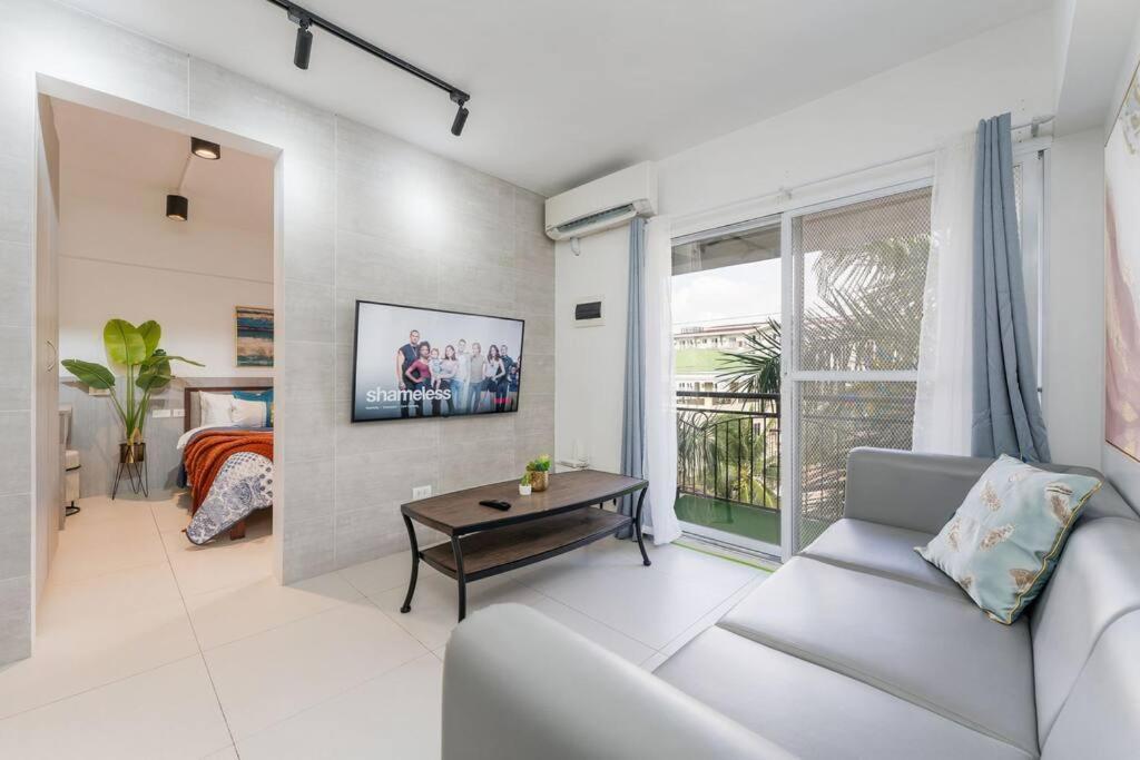 Airport Express Hostel E-527, 2 Minutes To Airport,Fast Wifi, Free Netflix Lapu-Lapu City Exterior photo