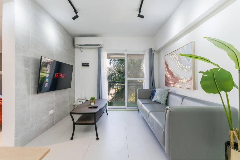 Airport Express Hostel E-527, 2 Minutes To Airport,Fast Wifi, Free Netflix Lapu-Lapu City Exterior photo